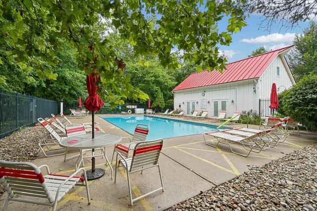 356 Sycamore Woods Lane, Gahanna, OH 43230