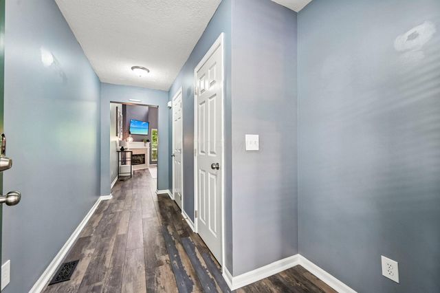 356 Sycamore Woods Lane, Gahanna, OH 43230