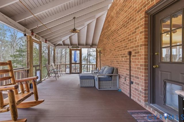 9259 Eagle Cove Cir, South Chesterfield, VA 23803