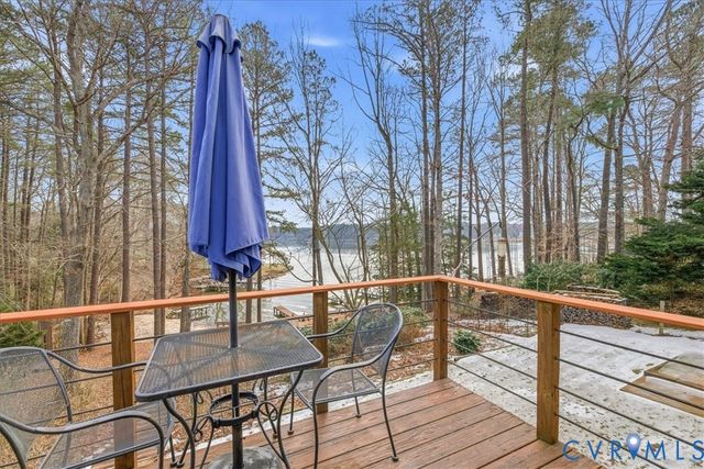 9259 Eagle Cove Cir, South Chesterfield, VA 23803