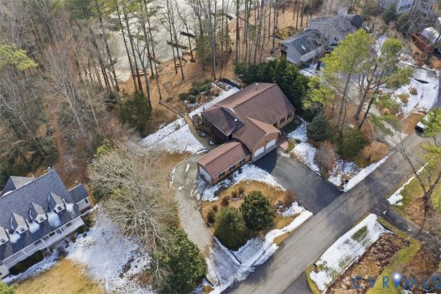 9259 Eagle Cove Cir, South Chesterfield, VA 23803