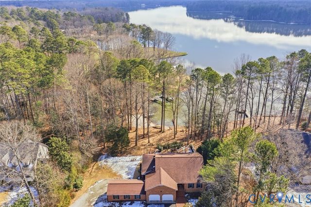 9259 Eagle Cove Cir, South Chesterfield, VA 23803