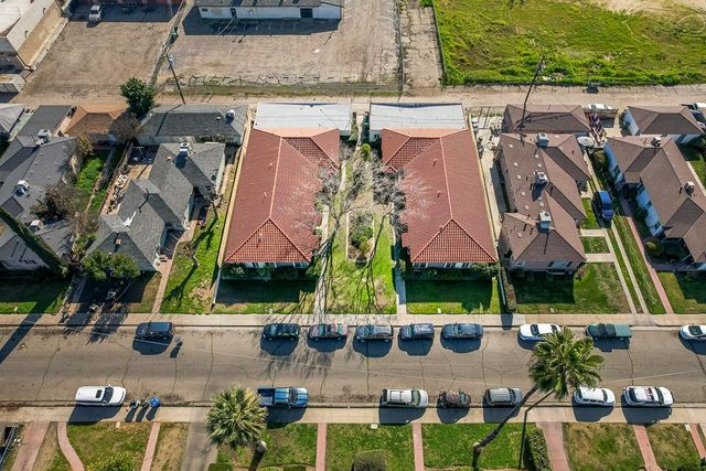 543 W Hammond Avenue, Fresno, CA 93728