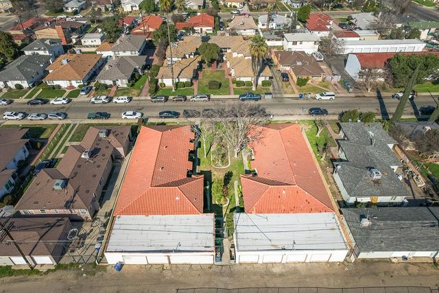 543 W Hammond Avenue, Fresno, CA 93728