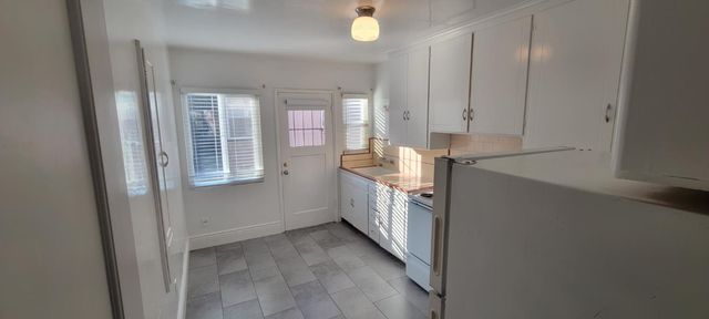 543 W Hammond Avenue, Fresno, CA 93728