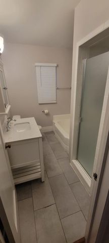 543 W Hammond Avenue, Fresno, CA 93728