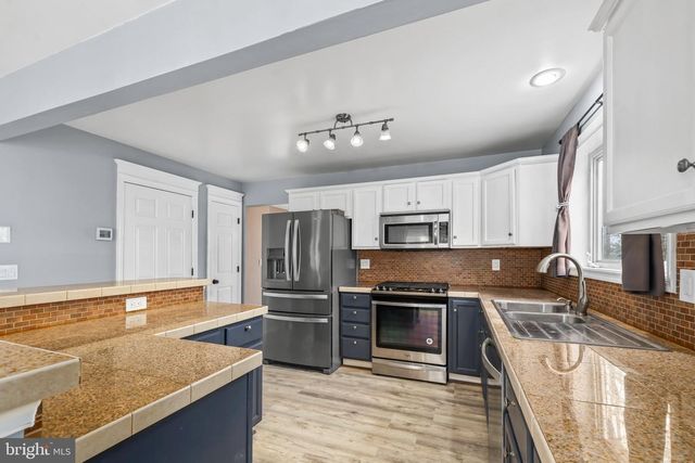 105 MOUNT VERNON CT, Locust Grove, VA 22508
