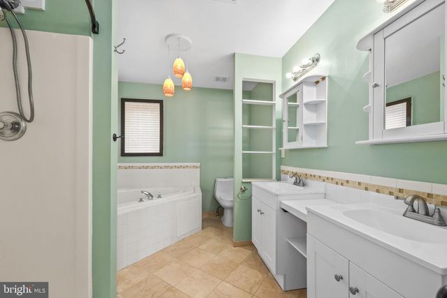 105 MOUNT VERNON CT, Locust Grove, VA 22508