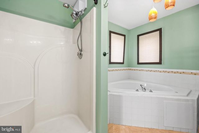 105 MOUNT VERNON CT, Locust Grove, VA 22508
