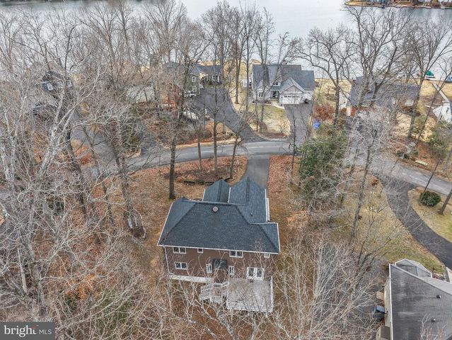 105 MOUNT VERNON CT, Locust Grove, VA 22508