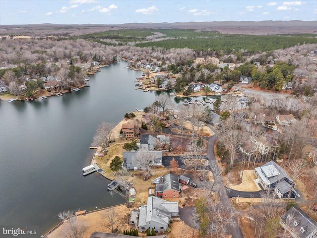 105 MOUNT VERNON CT, Locust Grove, VA 22508