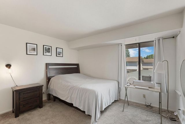 1817 Douglas Rd, Stockton, CA 95207