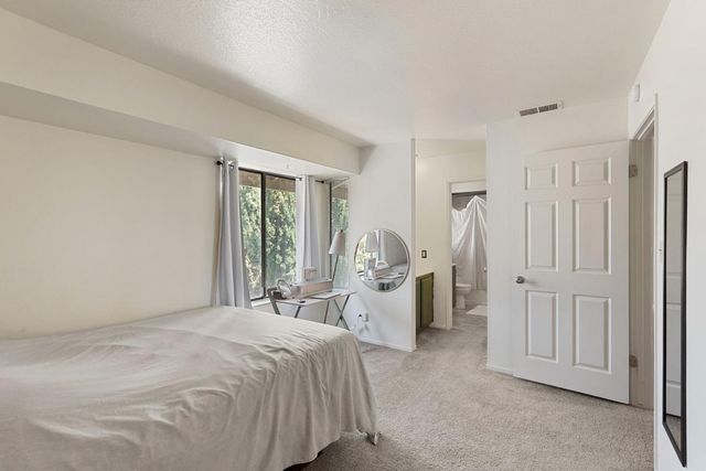 1817 Douglas Rd, Stockton, CA 95207