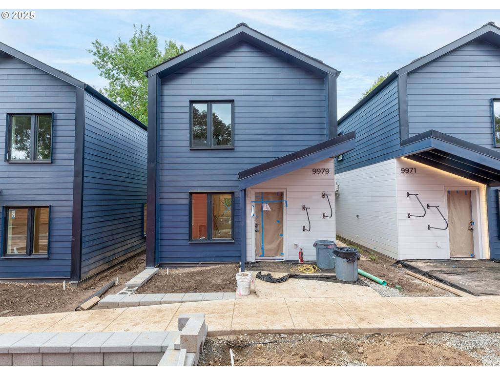 9979 Se Cottage Ln 8, Milwaukie, OR 97222