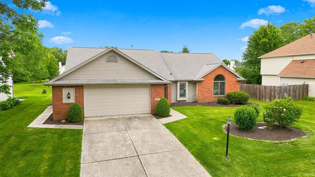 8711 Sandpiper Court, Fort Wayne, IN 46804