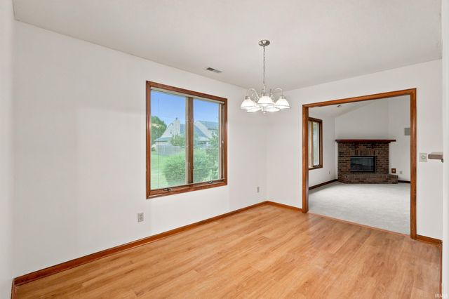 8711 Sandpiper Court, Fort Wayne, IN 46804