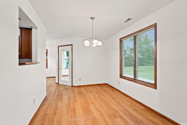 8711 Sandpiper Court, Fort Wayne, IN 46804