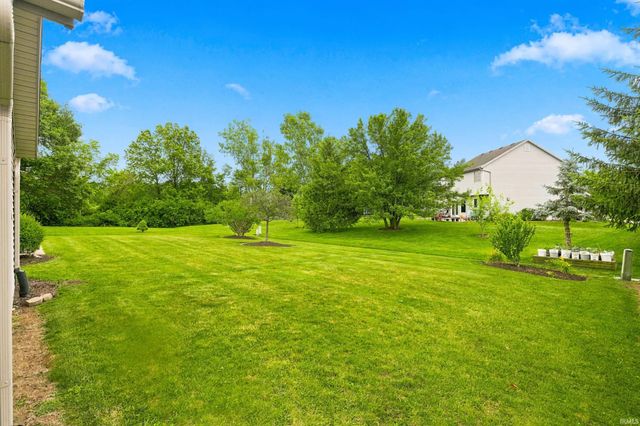 8711 Sandpiper Court, Fort Wayne, IN 46804