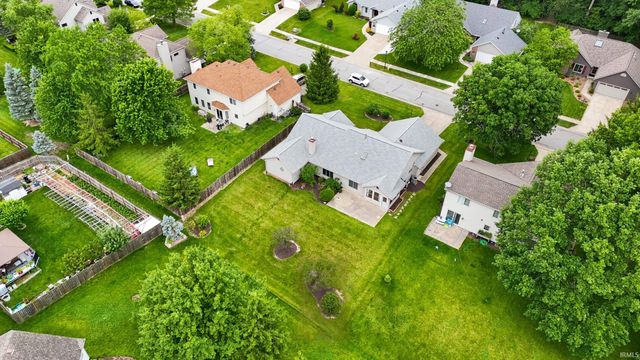 8711 Sandpiper Court, Fort Wayne, IN 46804