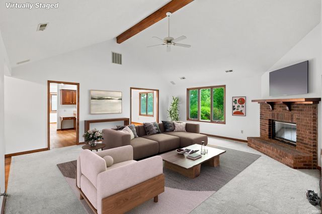 8711 Sandpiper Court, Fort Wayne, IN 46804