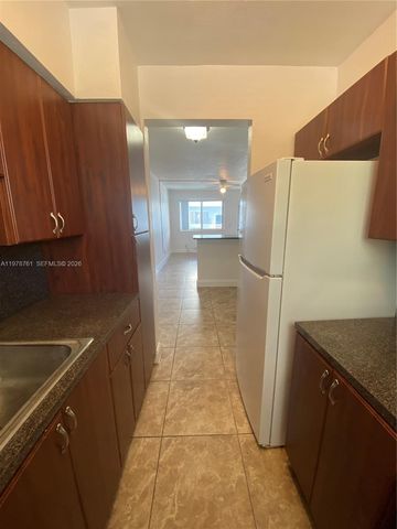 305 69th St 202, Miami Beach, FL 33141