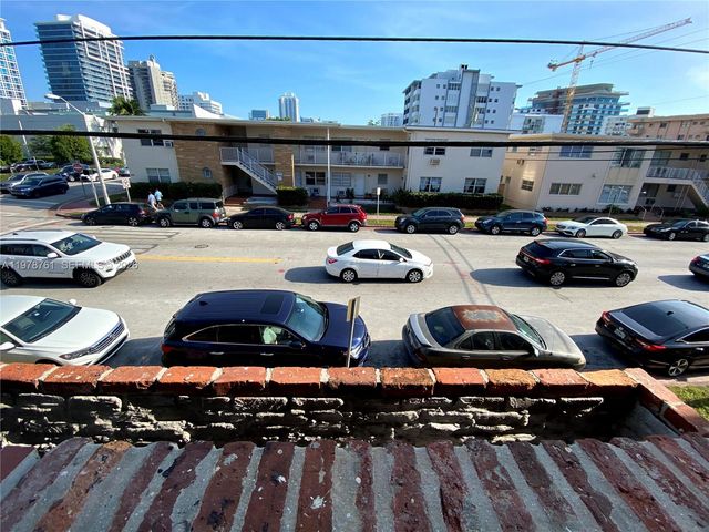 305 69th St 202, Miami Beach, FL 33141