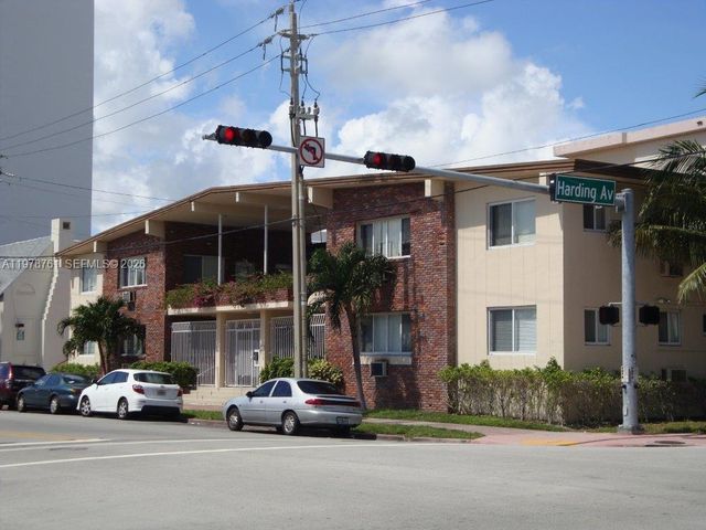 305 69th St 202, Miami Beach, FL 33141