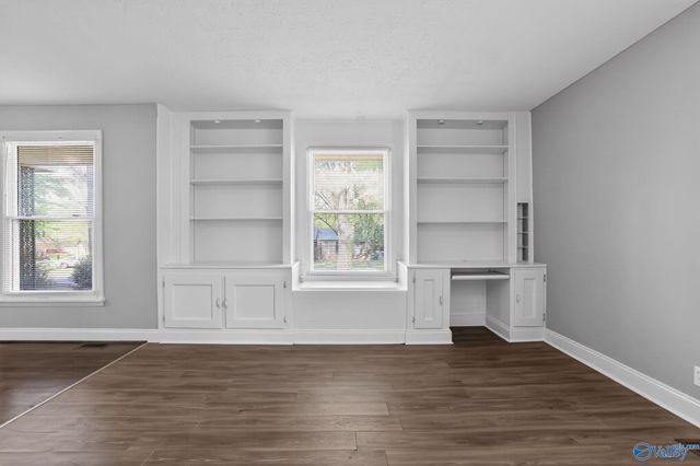 3802 NW Lakeview Drive NW, Huntsville, AL 35810