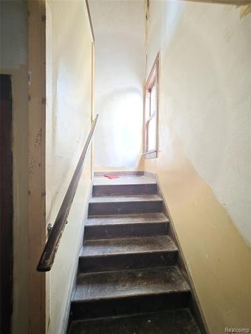 2575 Ashland Street, Detroit, MI 48215