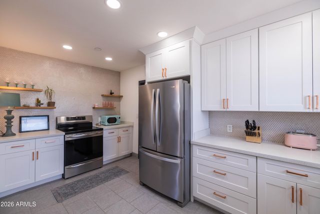 1222 E ALMERIA Road, Phoenix, AZ 85006