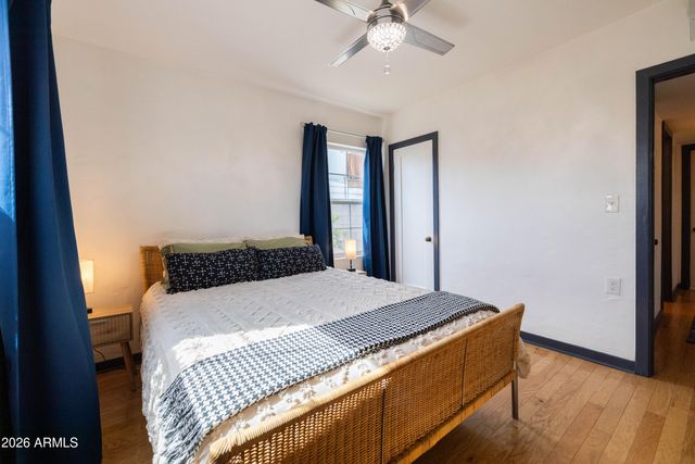 1222 E ALMERIA Road, Phoenix, AZ 85006