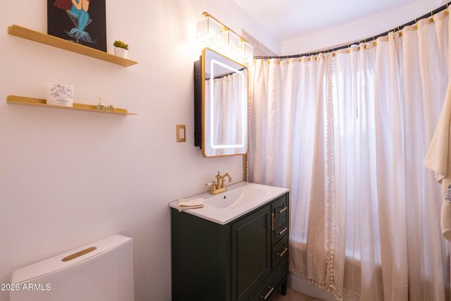 1222 E ALMERIA Road, Phoenix, AZ 85006