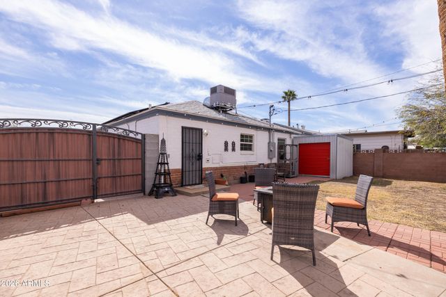 1222 E ALMERIA Road, Phoenix, AZ 85006