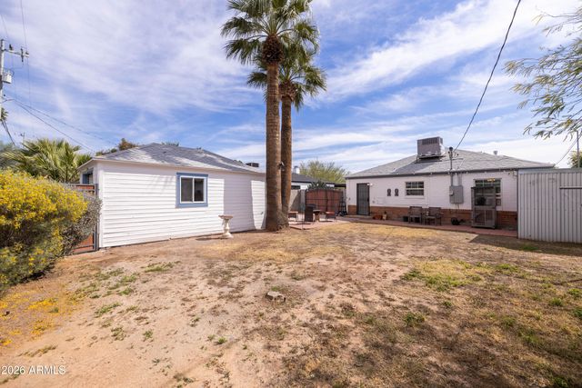 1222 E ALMERIA Road, Phoenix, AZ 85006