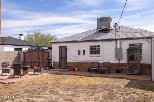 1222 E ALMERIA Road, Phoenix, AZ 85006