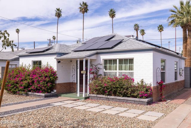 1222 E ALMERIA Road, Phoenix, AZ 85006