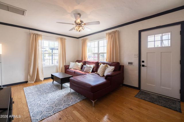 1222 E ALMERIA Road, Phoenix, AZ 85006