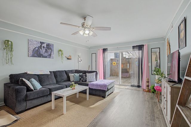 629 Rockwood Dr, Hermitage, TN 37076