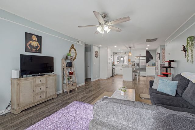 629 Rockwood Dr, Hermitage, TN 37076