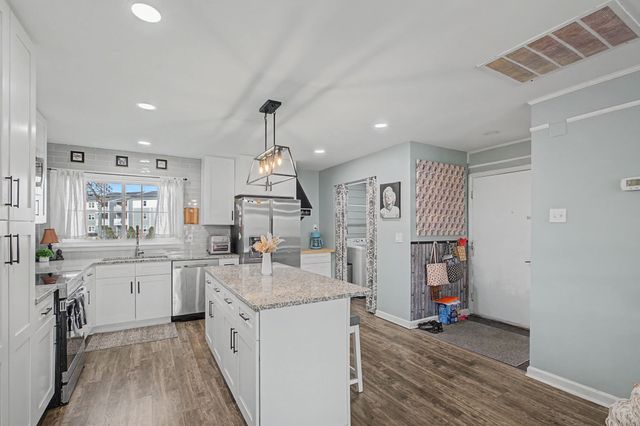 629 Rockwood Dr, Hermitage, TN 37076