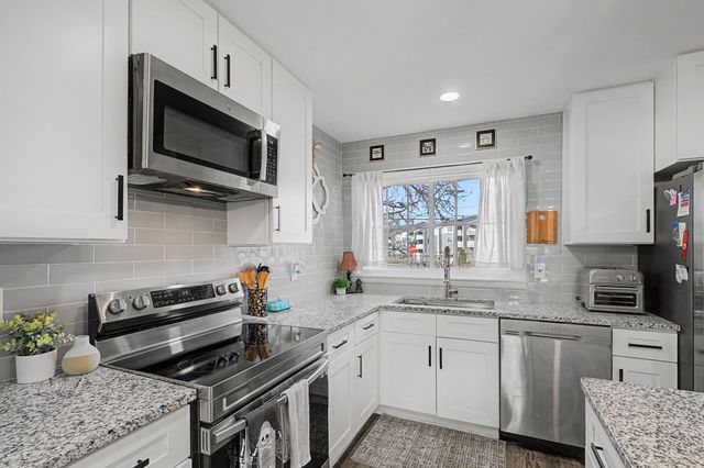 629 Rockwood Dr, Hermitage, TN 37076