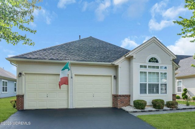 31 Provence Drive, Manchester, NJ 08759