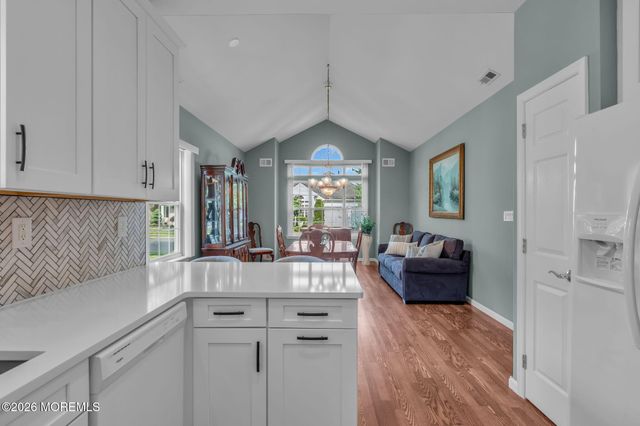 31 Provence Drive, Manchester, NJ 08759