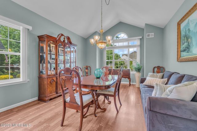 31 Provence Drive, Manchester, NJ 08759