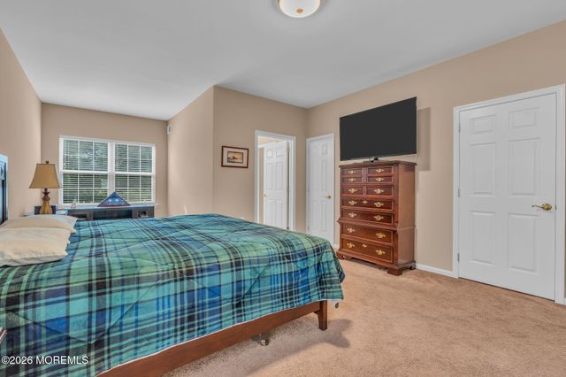 31 Provence Drive, Manchester, NJ 08759