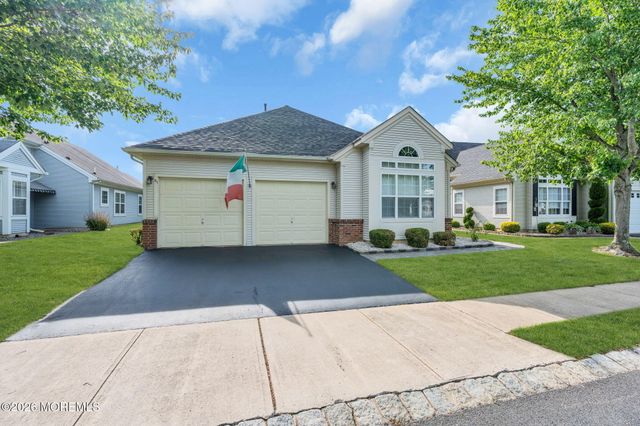 31 Provence Drive, Manchester, NJ 08759