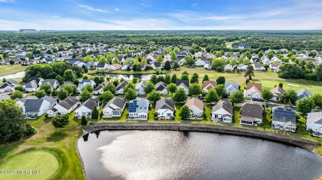 31 Provence Drive, Manchester, NJ 08759