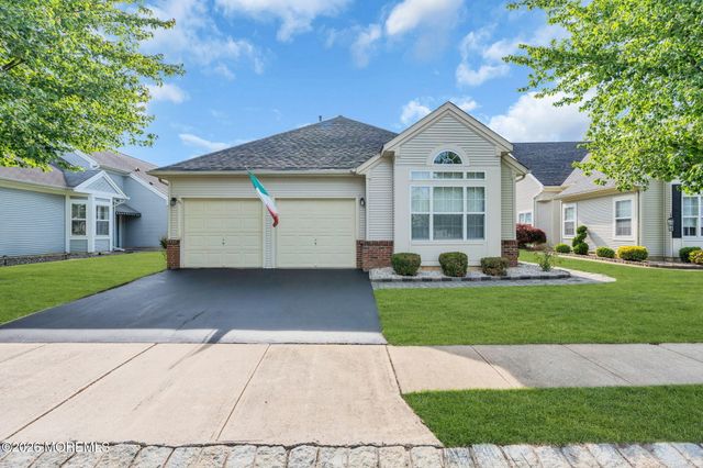 31 Provence Drive, Manchester, NJ 08759