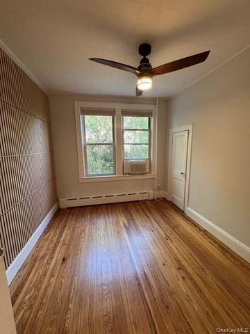 17 Grand Boulevard 1, Scarsdale, NY 10583