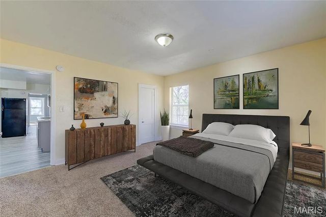 8257 Brenner Avenue, St Louis, MO 63114